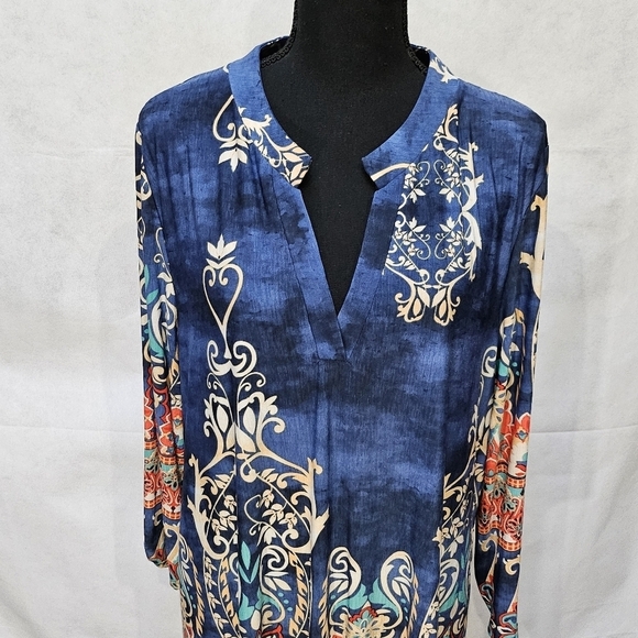 Floral Lightweight V-neck Denim Colored Tunic 94% Polyester 6% Spandex Sz 2XL - Picture 2 of 7